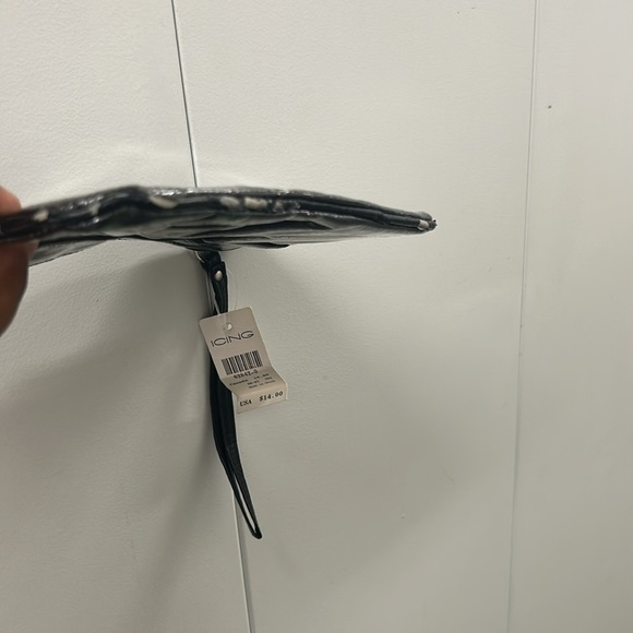 Nwt glitter wristlet with top zipper - Picture 10 of 11